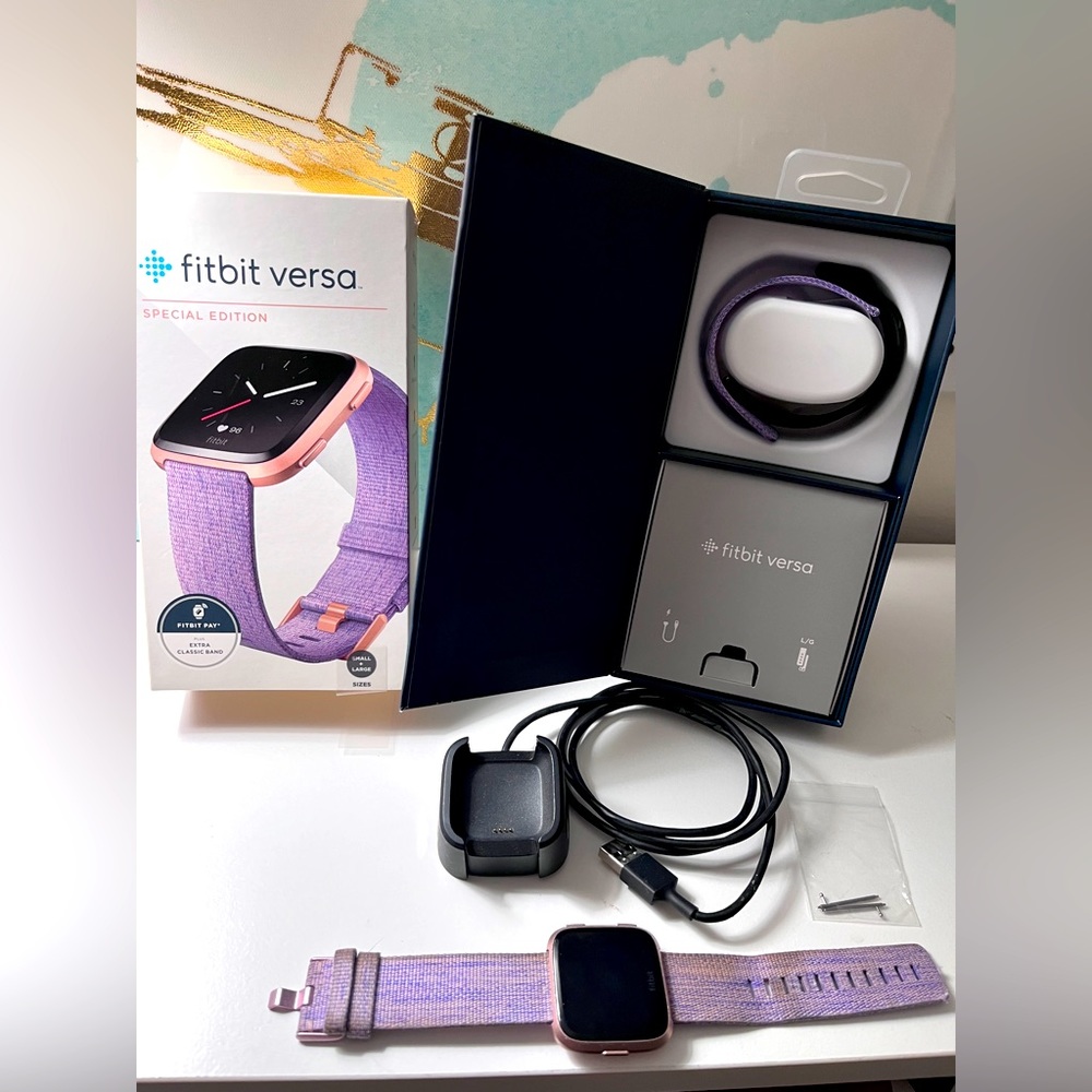 Fitbit Versa Smart Watch